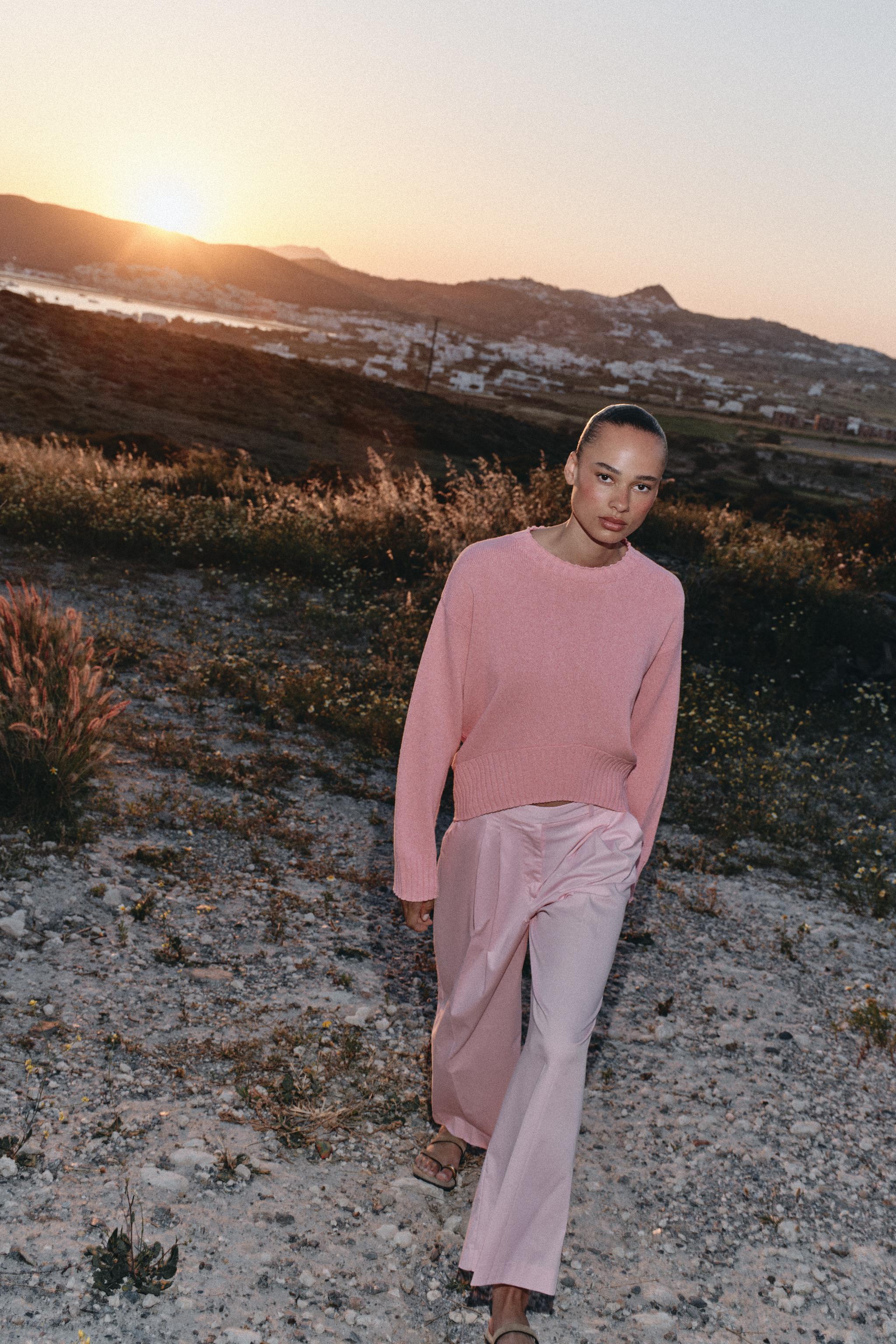 ASYMMETRIC HEM KNIT JUMPER